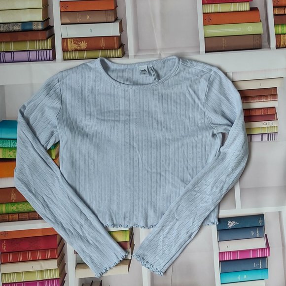 Baby Blue Lettuce Trim Crop Top - Picture 2 of 4